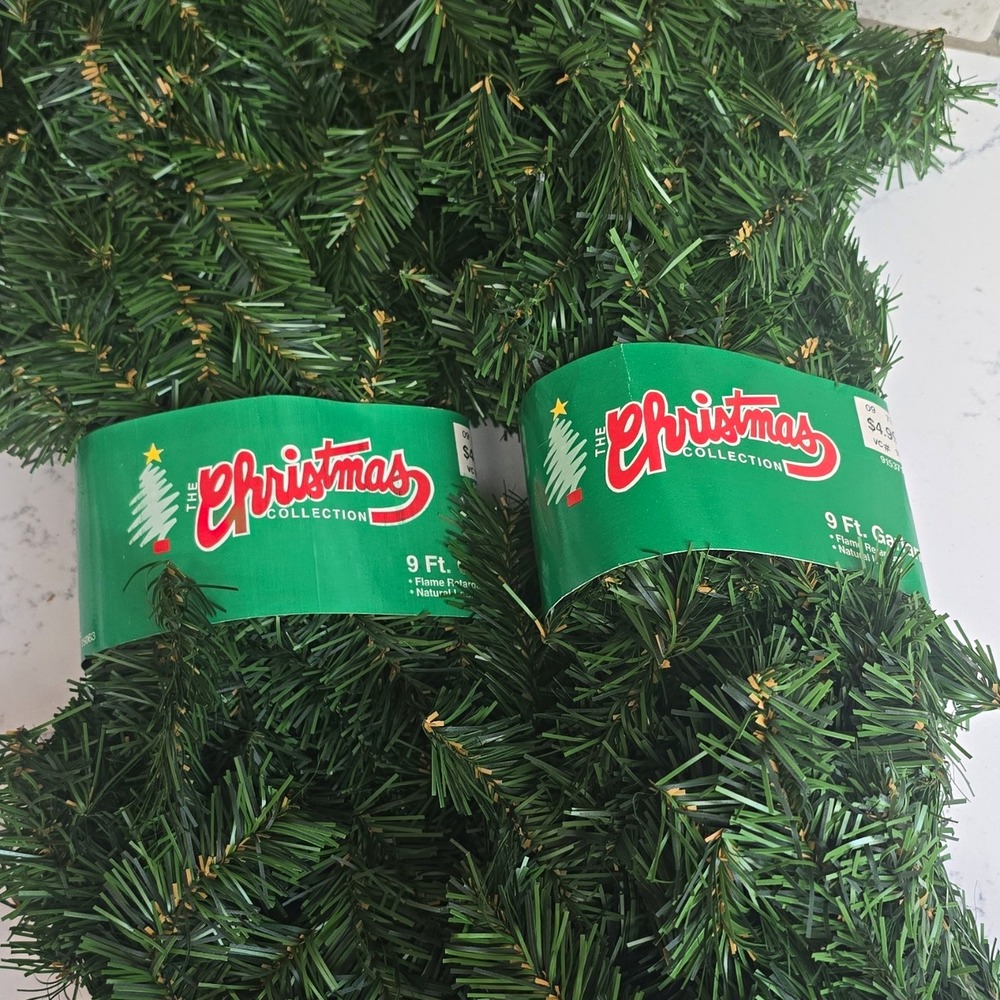 VINTAGE 1993 The Christmas Collection 9ft Green Pine Artificial Garland 915371
